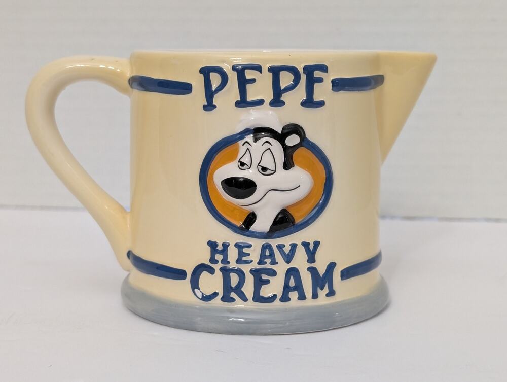 Vtg 1996 Warner Bros. Looney Tunes Pepe Le Pew Heavy Cream Ceramic Pitcher